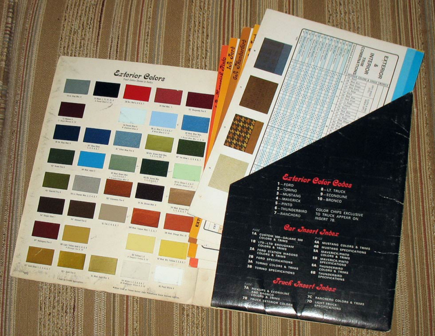n_1973 FoMoCo Color Guide-00.jpg